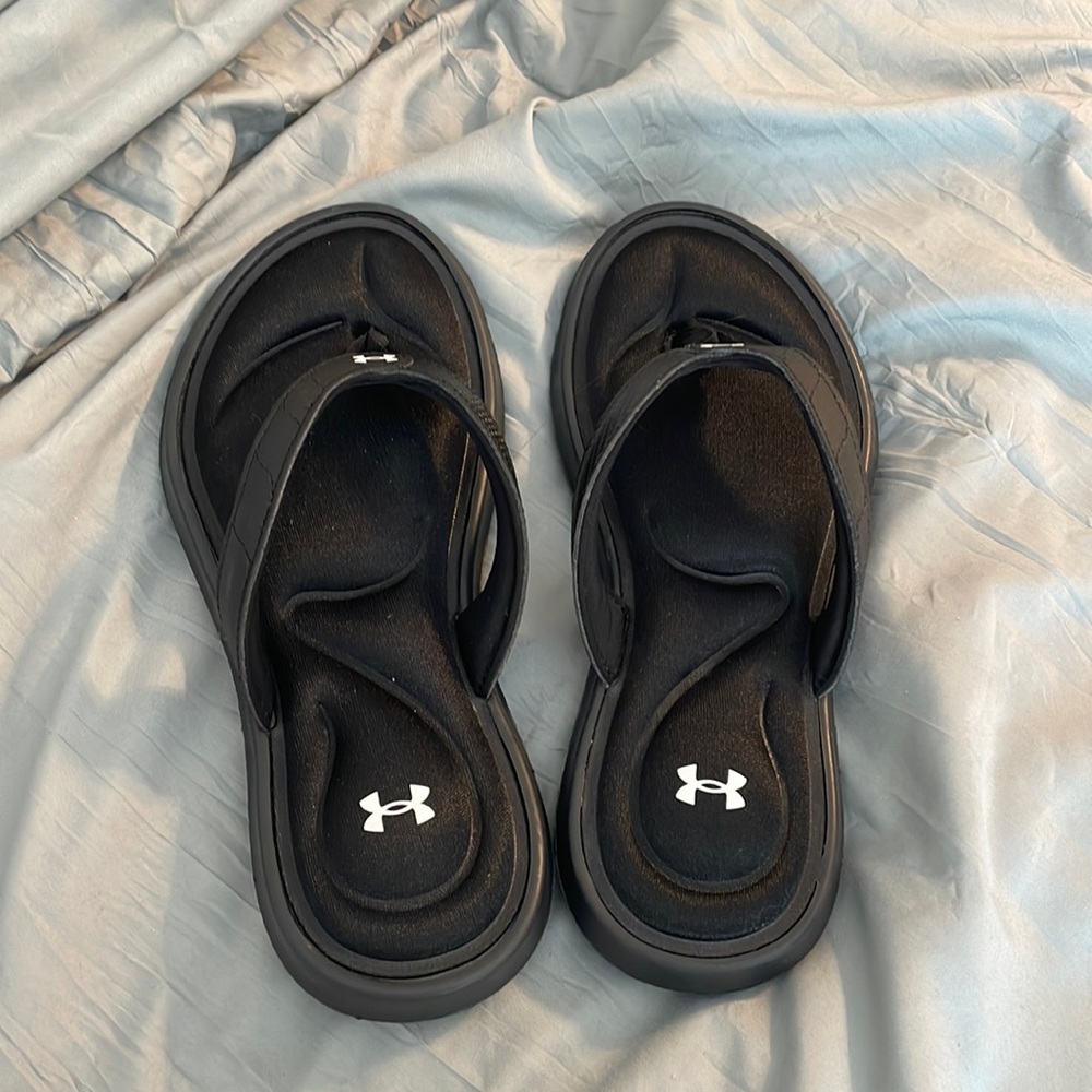 Under Armor Flip Flops